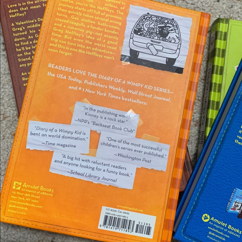 Set of Diary of a Wimpy Kid books - Picture 4 of 4